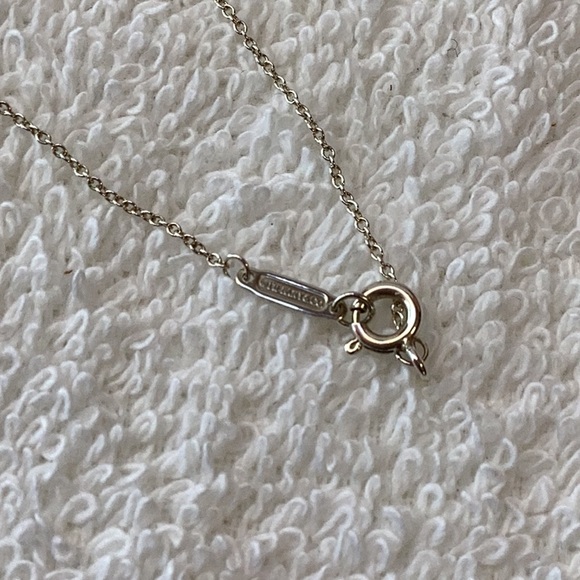 Tiffany & Co. necklace - Picture 3 of 8